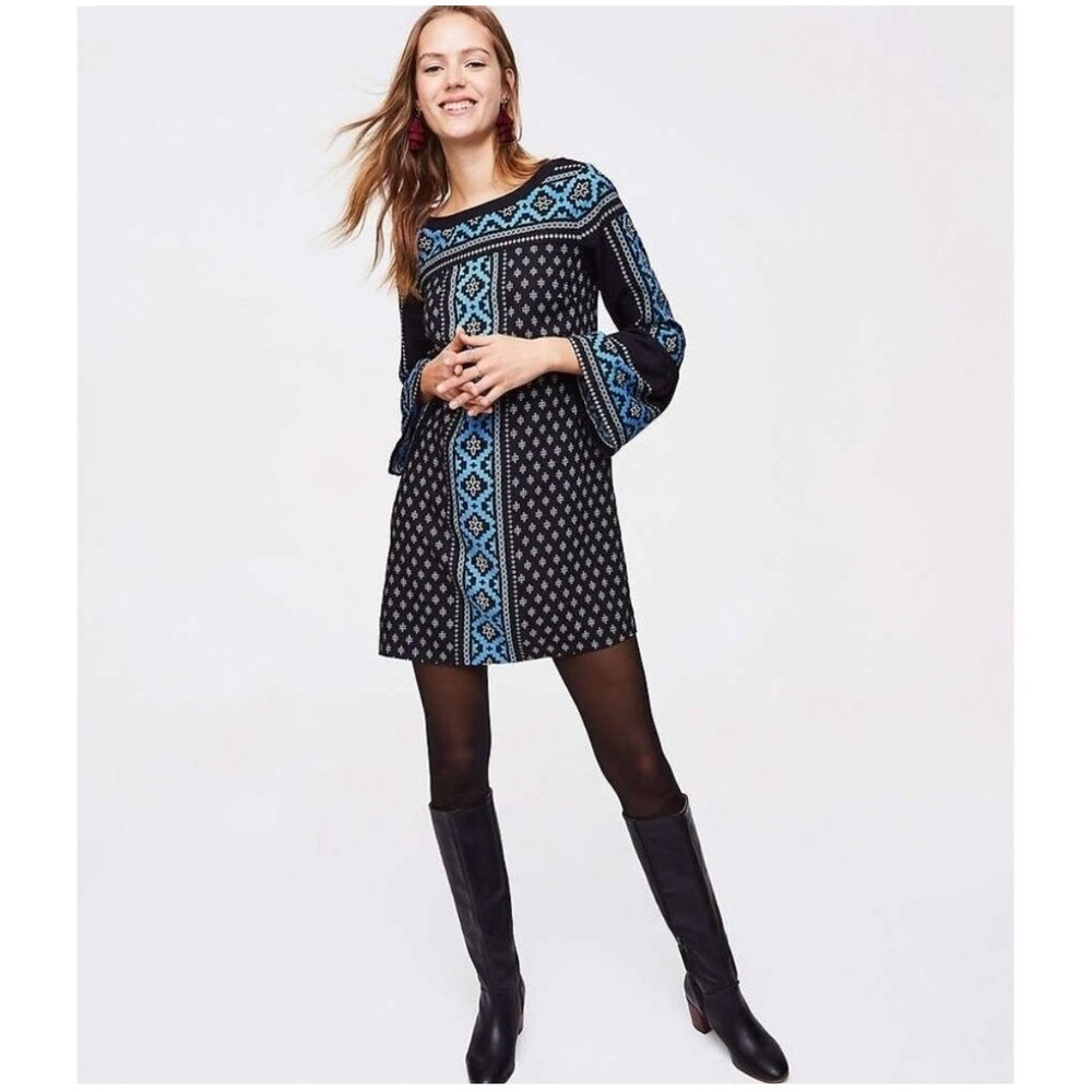 LOFT Womens S Black Blue Medallion Tribal Print Rayon Bell Sleeve Shift Dress